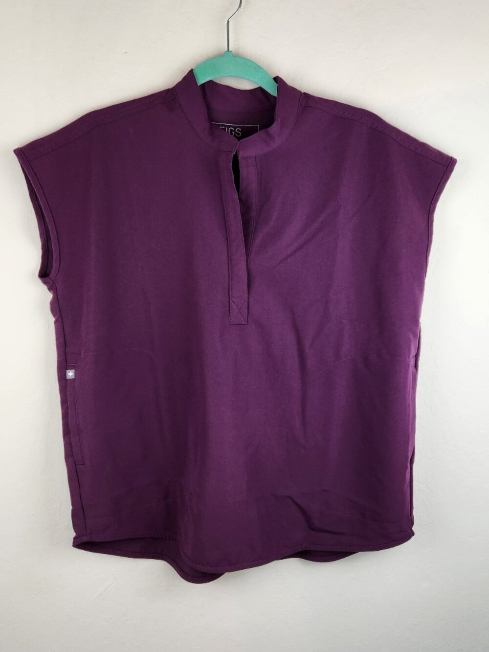 FIGS Deep Purple Rafaela Oversized Scrub Top sz S